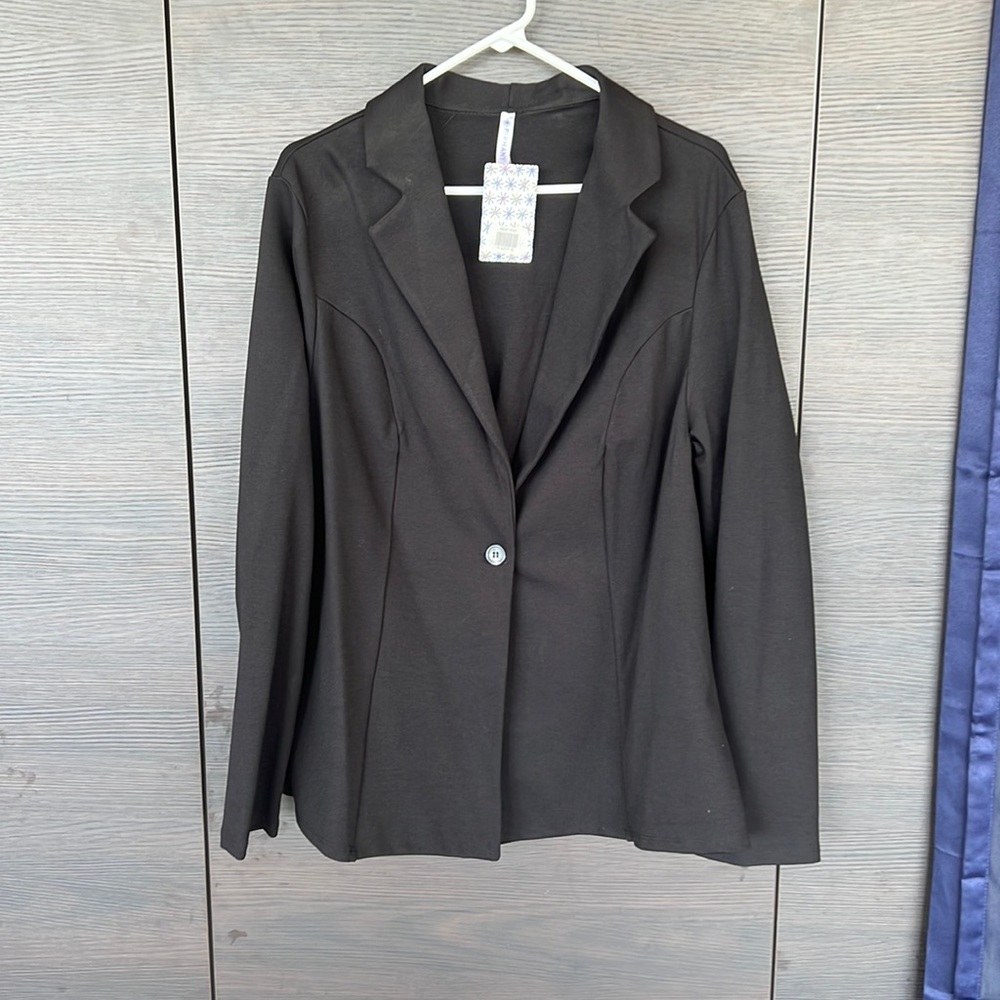 Piphany “West End” blazer